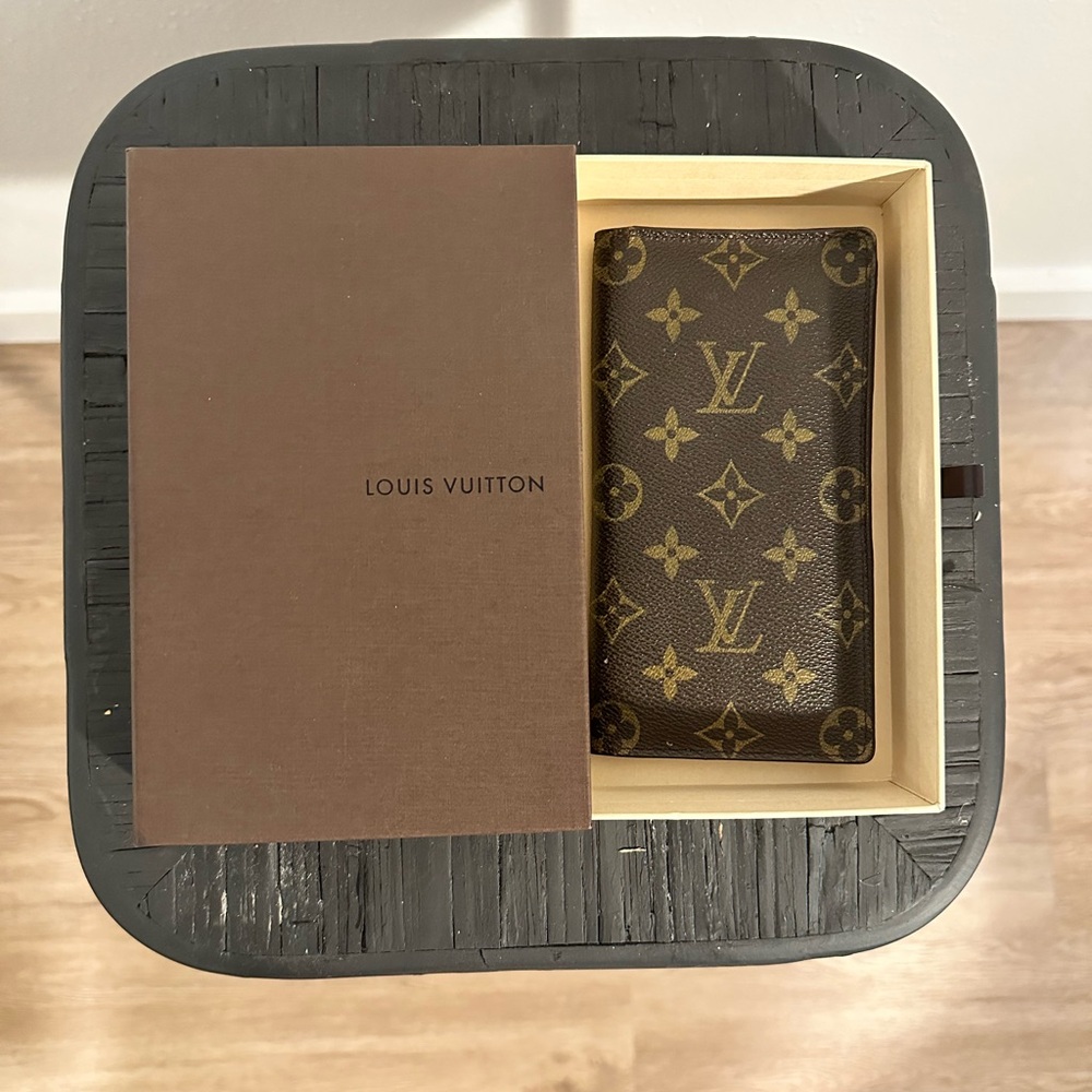 Louis Vuitton Checkbook Cover